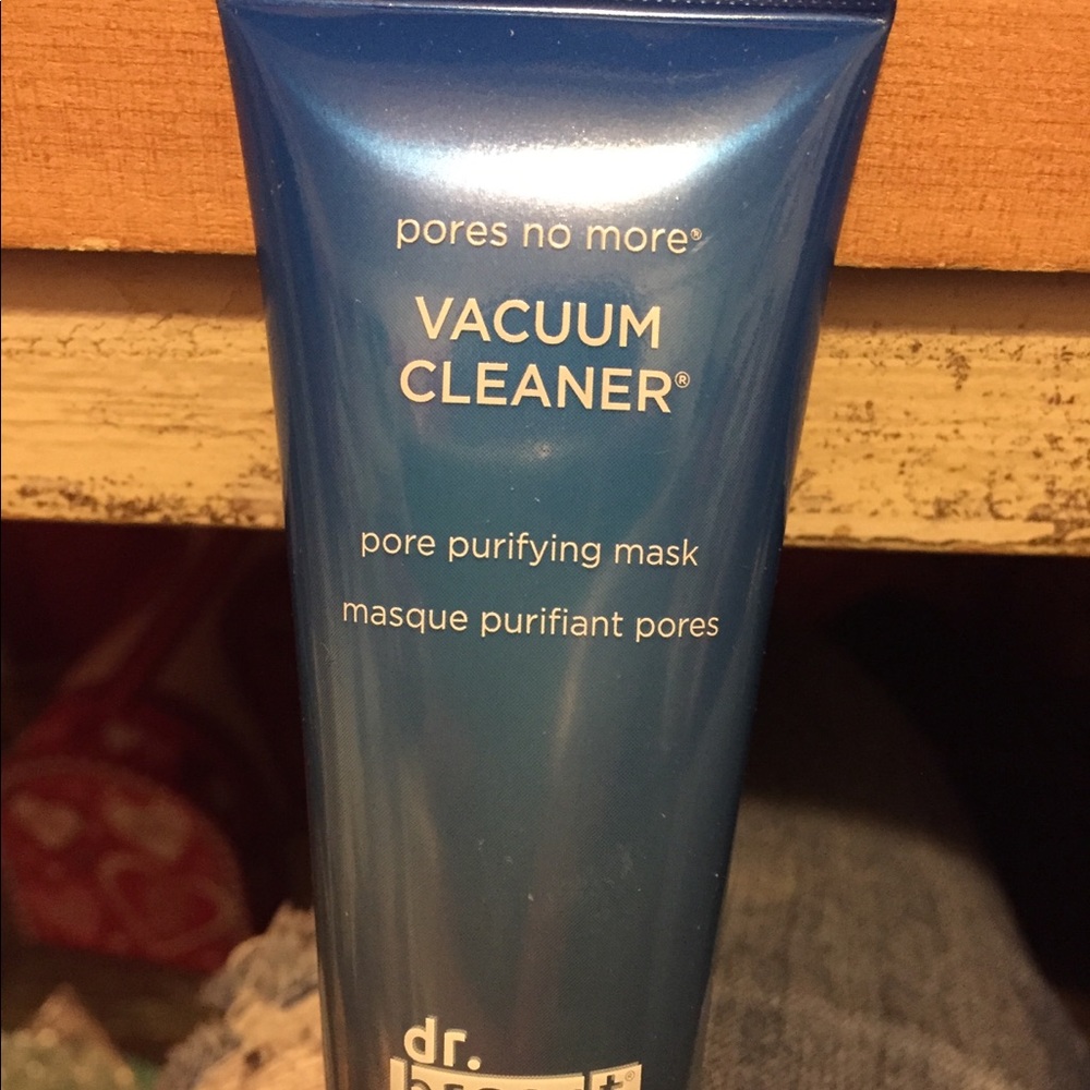 Pores No More Vacuum Cleaner.Brand new, not opened